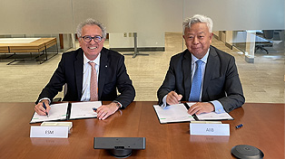 AIIB, ESM Strengthen Cooperation to Address  Global Challenges
